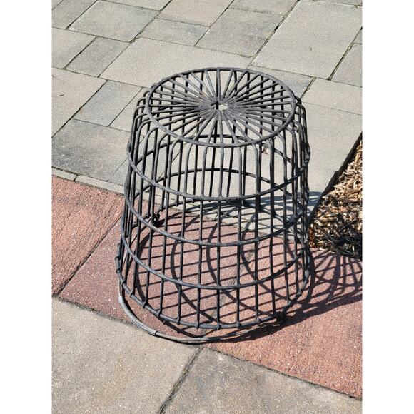 Vintage Wire Basket Potato or Egg, Farmhouse Kitchen, Country Primitive - Picture 5 of 5